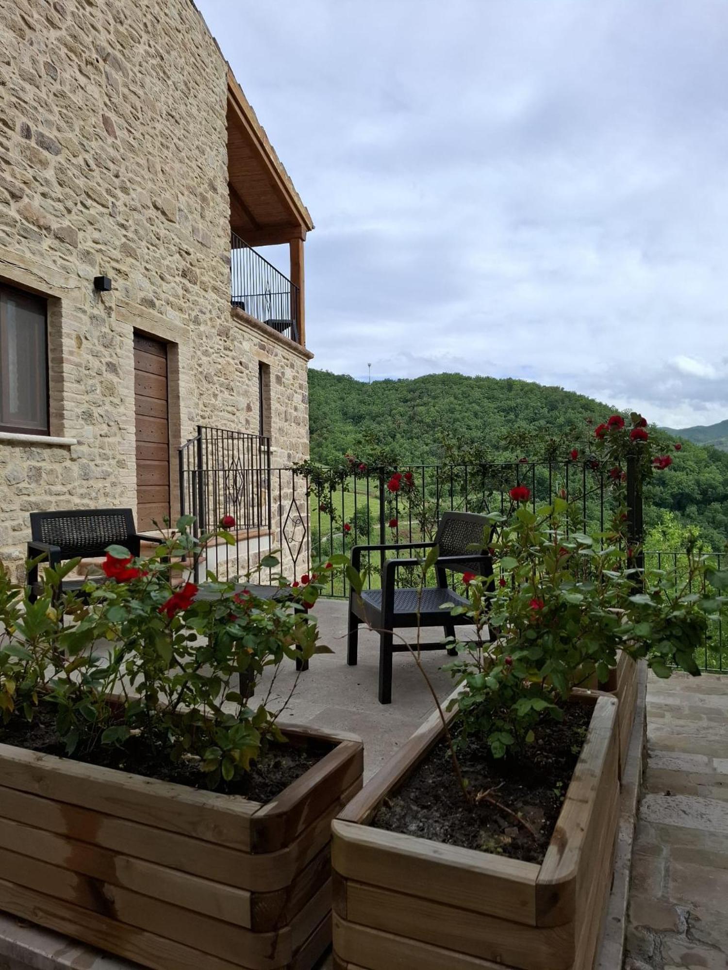 Luciae Domus Hotell Roccascalegna Exteriör bild